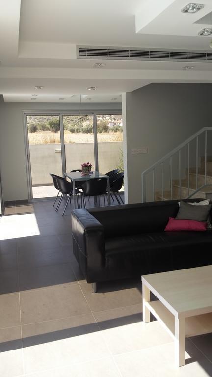 Palms Resort Apartments Alethriko Quarto foto