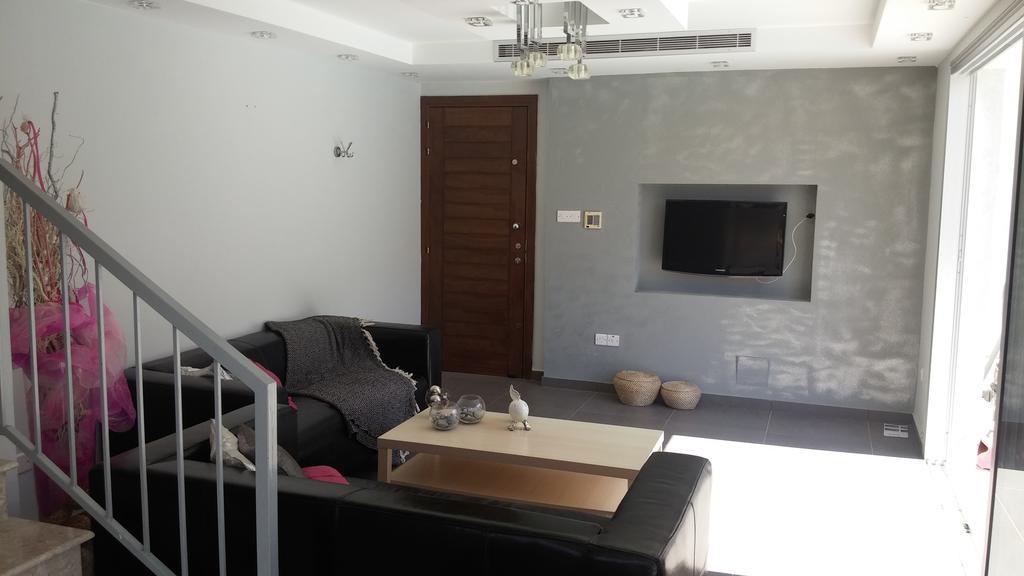 Palms Resort Apartments Alethriko Quarto foto