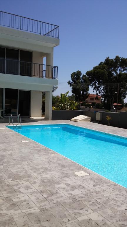 Palms Resort Apartments Alethriko Quarto foto